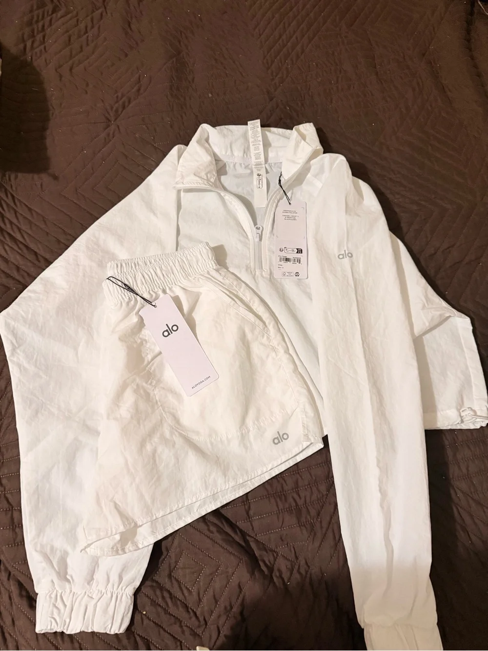 ALO Yoga set White Lightweight Bomber Jacket